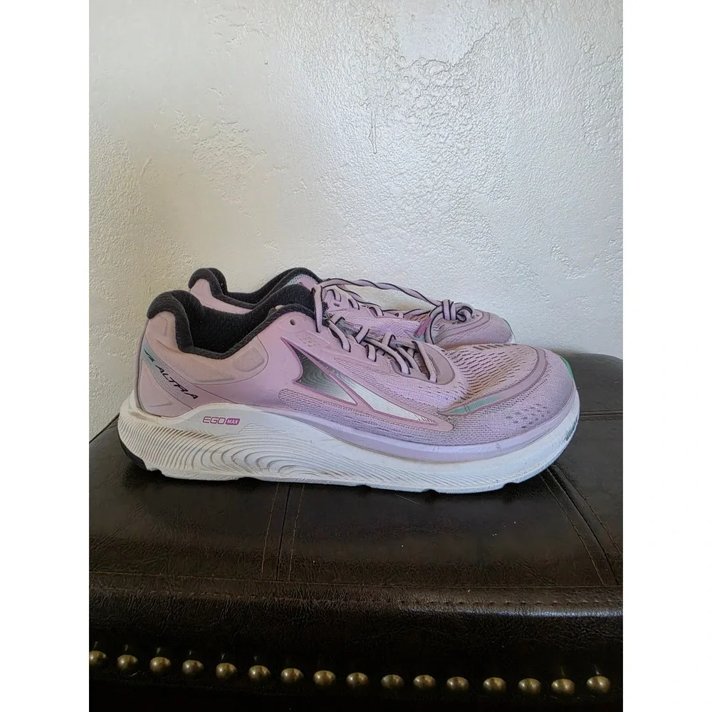 Altra light stains